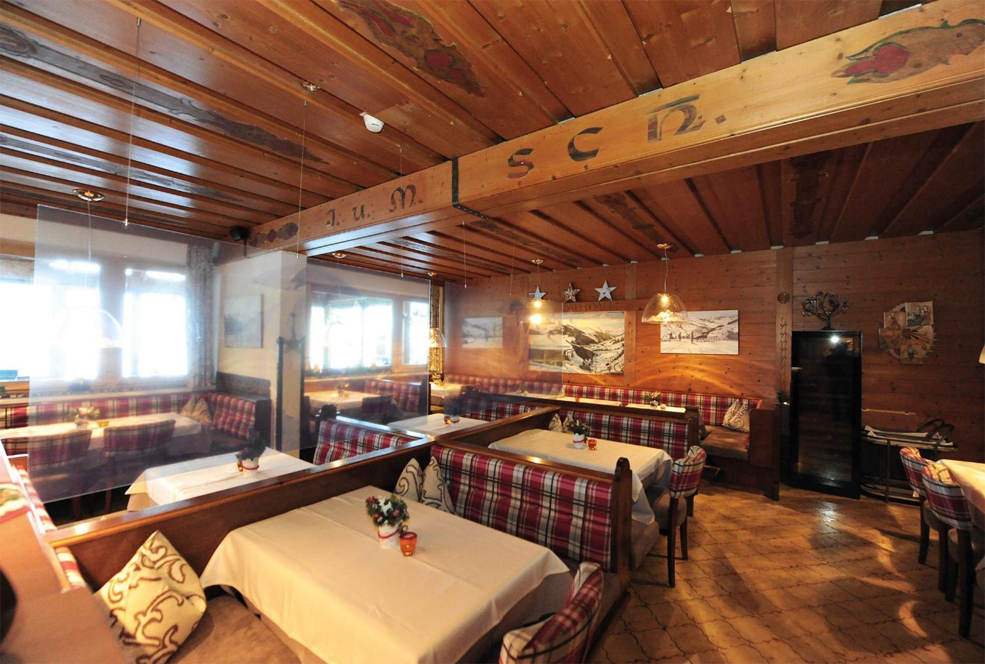 Ski In Ski Out Hotel Unterellmau Saalbach-Hinterglemm Luaran gambar