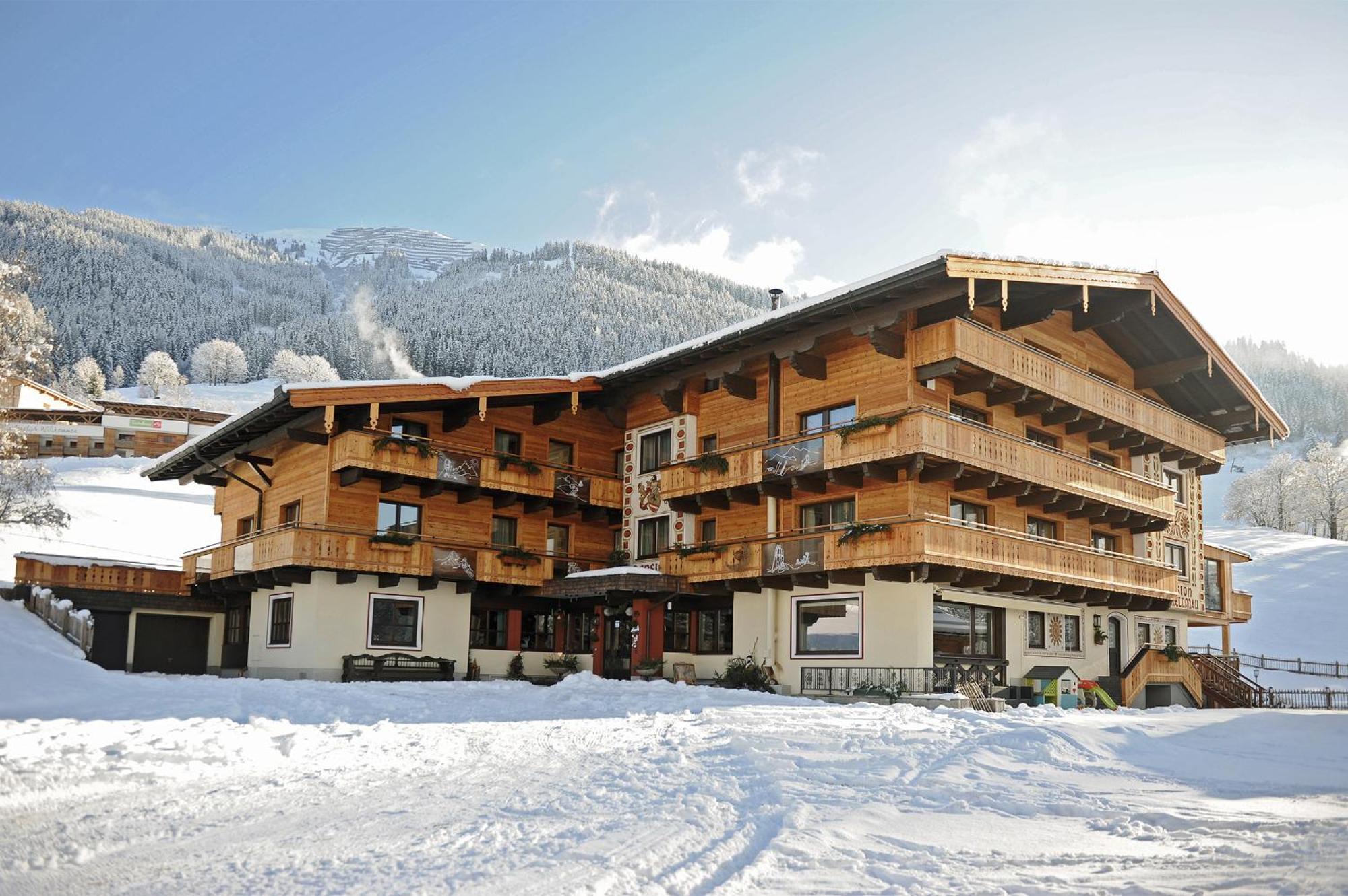 Ski In Ski Out Hotel Unterellmau Saalbach-Hinterglemm Luaran gambar