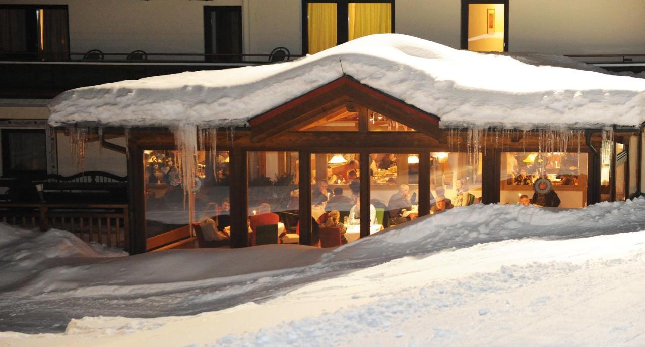 Ski In Ski Out Hotel Unterellmau Saalbach-Hinterglemm Luaran gambar